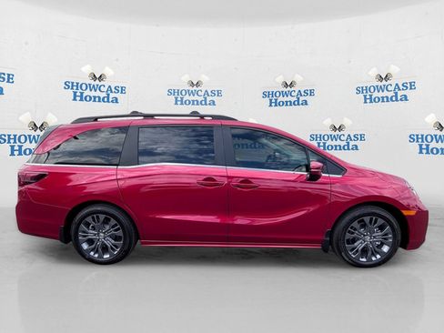 New 2026 Honda Odyssey Touring image 8