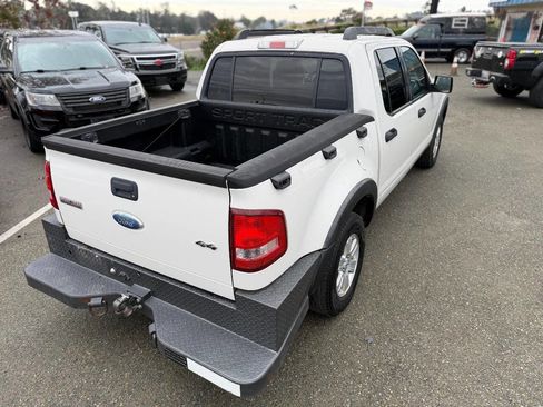 Used 2009 Ford Explorer Sport Trac XLT image 8