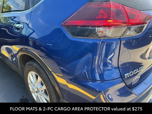 Used 2018 Nissan Rogue SV w/ Premium Package AWD/4WD image 5