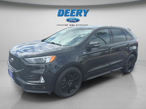 Certified 2020 Ford Edge ST-Line w/ Cold Weather Package AWD/4WD image 15