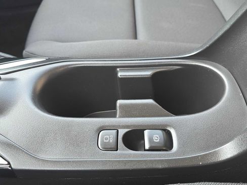 Used 2024 Toyota Corolla LE FWD image 35