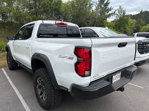 Certified 2024 Chevrolet Colorado ZR2 AWD/4WD image 10