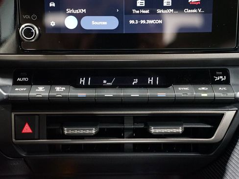 New 2026 Toyota Camry SE FWD image 21