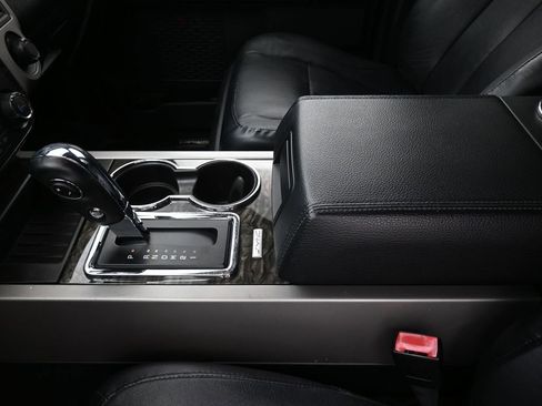 Used 2017 Ford Expedition Limited image 20