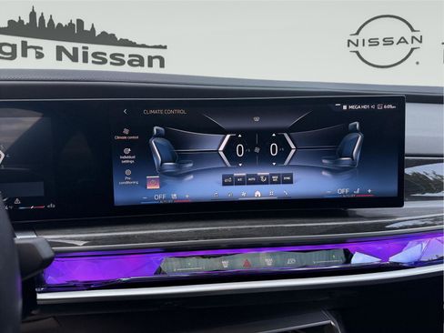 Used 2025 BMW 740i xDrive AWD/4WD image 14