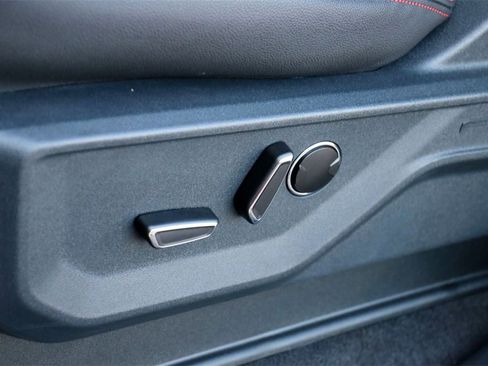 New 2025 Ford F150 Lariat w/ Equipment Group 502A High image 22