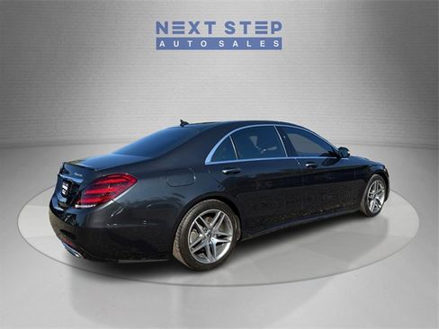 Used 2019 Mercedes-Benz S 560 4MATIC Sedan w/ AMG Line Exterior image 8