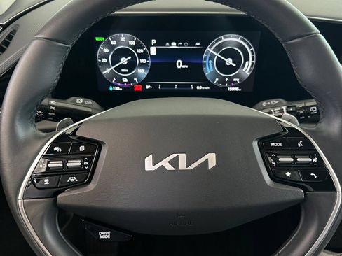 Used 2024 Kia Niro Wind FWD image 31
