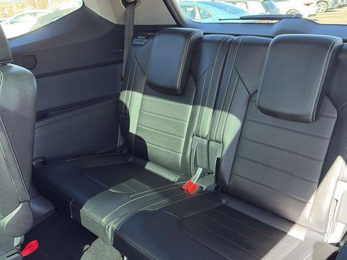 Used 2021 Volkswagen Atlas SEL Premium image 16