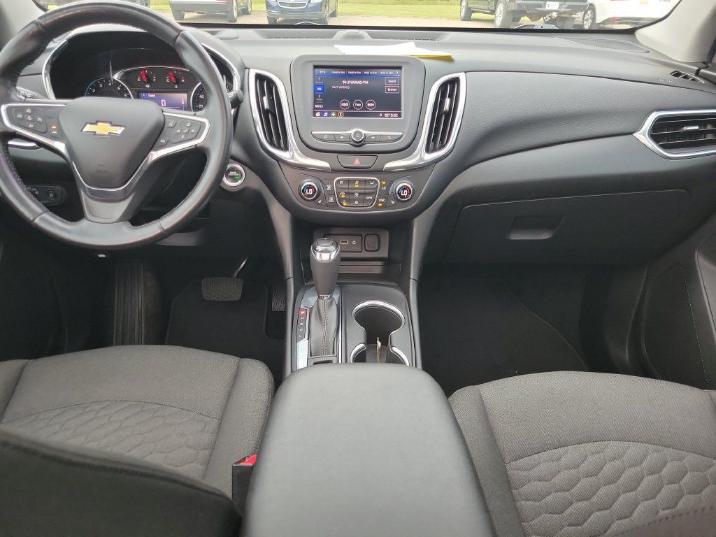 Used 2020 Chevrolet Equinox LT FWD image 29