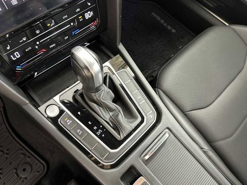 Used 2022 Volkswagen Arteon SE image 21