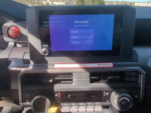 Used 2025 Toyota 4Runner 4WD image 19