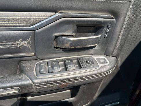 Used 2020 RAM 2500 Limited AWD/4WD image 18