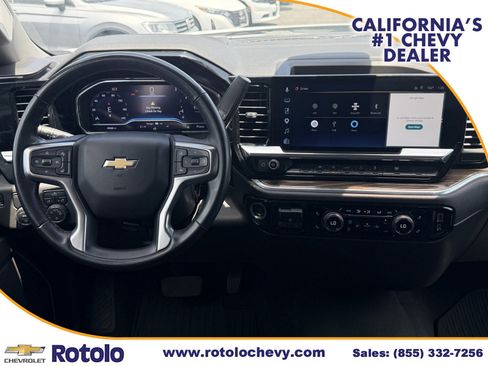 Used 2025 Chevrolet Silverado 1500 LT RWD image 14