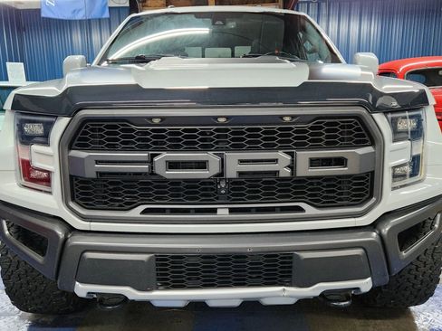 Used 2017 Ford F150 Raptor w/ Equipment Group 802A Luxury image 98