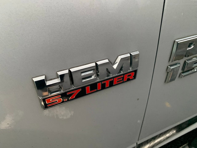 Used 2016 RAM 1500 Express w/ Popular Equipment Group AWD/4WD image 3