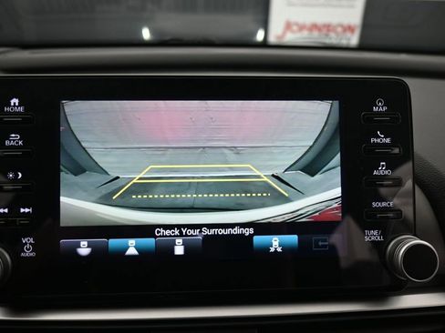 Used 2021 Honda Accord Touring image 18