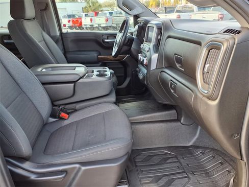 Used 2020 GMC Sierra 1500 Elevation w/ Elevation Value Package image 12