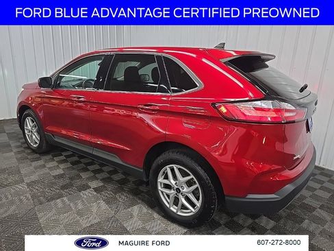 Certified 2024 Ford Edge SEL w/ Convenience Package AWD/4WD image 12