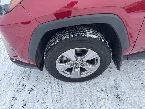 Used 2023 Toyota RAV4 XLE image 9