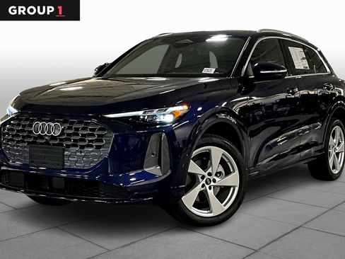 New 2025 Audi Q5 Premium Plus image 1