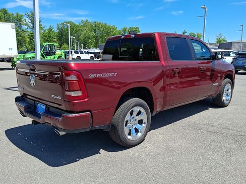 Used 2022 RAM 1500 Big Horn AWD/4WD image 6