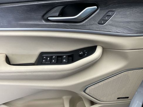 Used 2024 Jeep Grand Cherokee Limited 4xe image 20