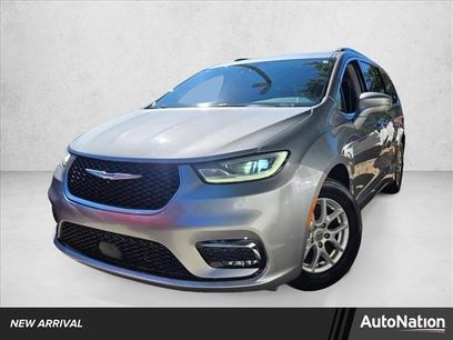 Used 2021 Chrysler Pacifica Touring-L