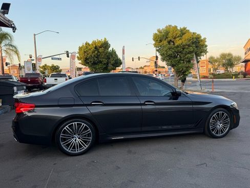 Used 2018 BMW 540i RWD image 16