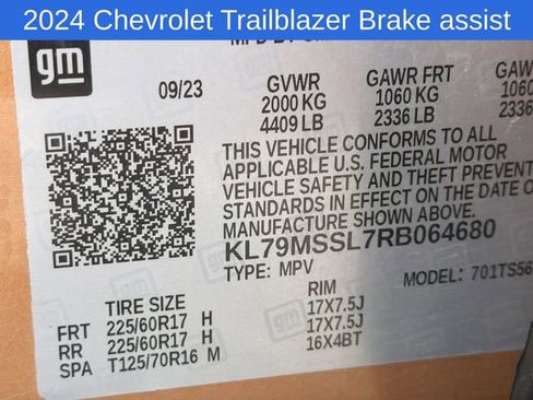 Used 2024 Chevrolet TrailBlazer ACTIV w/ Convenience Package AWD/4WD image 23