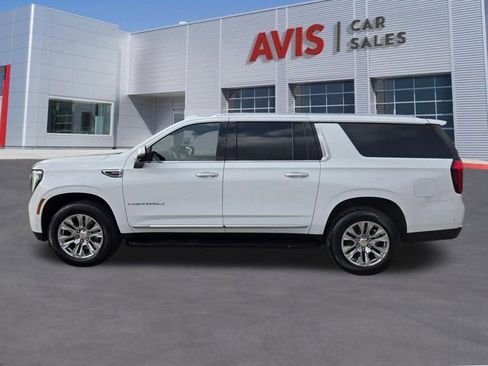 Used 2025 GMC Yukon XL Denali AWD/4WD image 11
