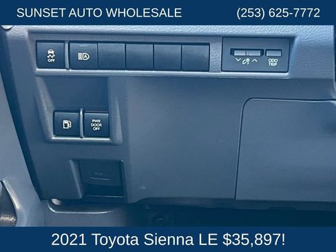 Used 2021 Toyota Sienna LE image 27