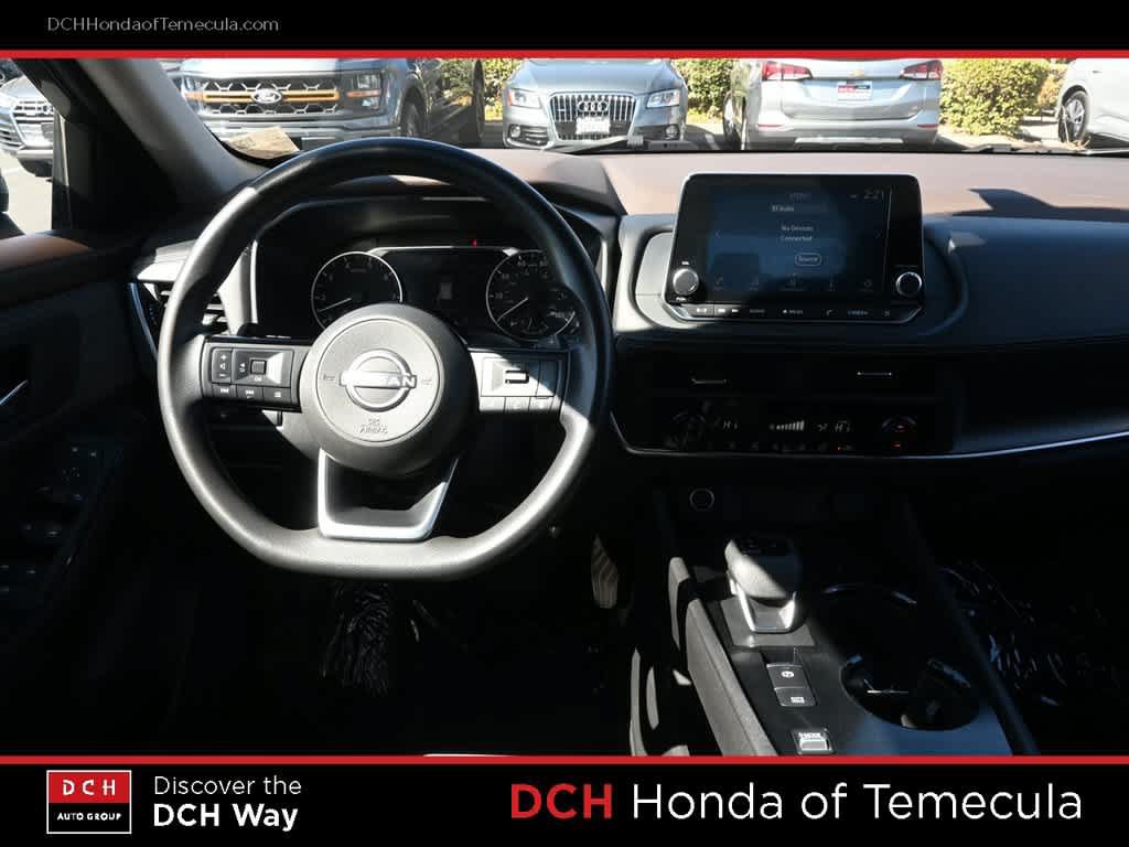 Used 2023 Nissan Rogue SV FWD image 8