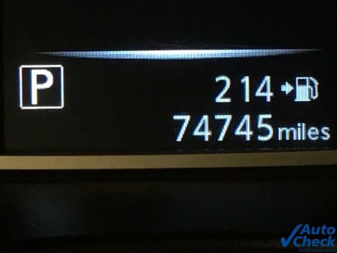 Used 2016 Nissan Sentra SV FWD image 48