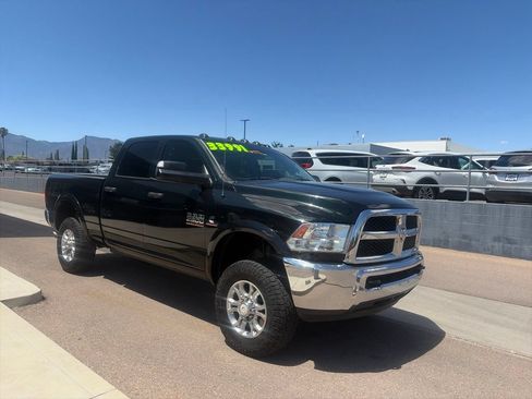 Used 2017 RAM 2500 Tradesman w/ Chrome Appearance Group AWD/4WD image 3