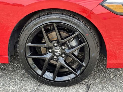 Used 2022 Honda Civic Sport image 6