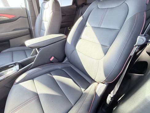 Used 2024 Chevrolet TrailBlazer RS w/ Convenience Package image 24