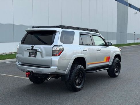 Used 2015 Toyota 4Runner SR5 Premium image 6