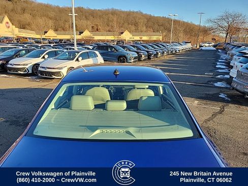 Used 2017 Volkswagen Passat 1.8T SEL Premium image 30