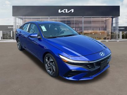 Used 2025 Hyundai Elantra SEL