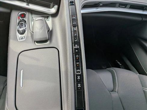 Used 2025 Chevrolet Corvette Stingray Coupe w/ 1LT image 18