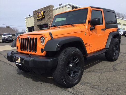 Used 2012 Jeep Wrangler Sport image 2