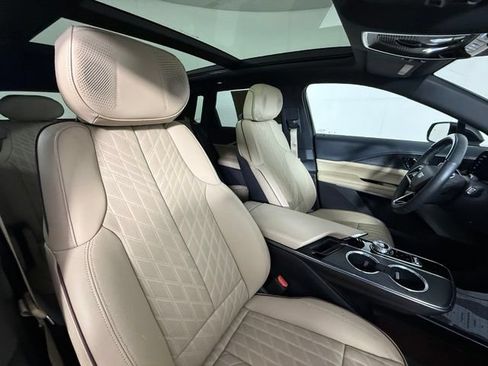 Certified 2024 Cadillac Lyriq Luxury w/ Nappa Leather Package RWD image 28