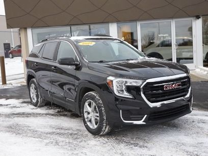 Used 2022 GMC Terrain SLE w/ Driver Convenience Package