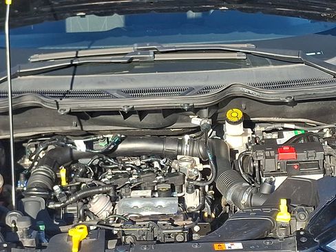 Used 2021 Ford EcoSport SE w/ SE Convenience Package image 29