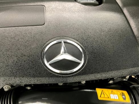 Certified 2021 Mercedes-Benz GLE 350 4MATIC image 32