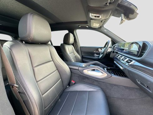 Used 2022 Mercedes-Benz GLS 450 4MATIC image 31