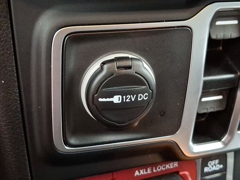 Certified 2026 Jeep Wrangler Unlimited Sport AWD/4WD image 23