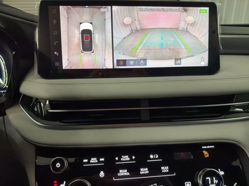 Certified 2026 INFINITI QX60 Luxe w/ Cargo Package image 9