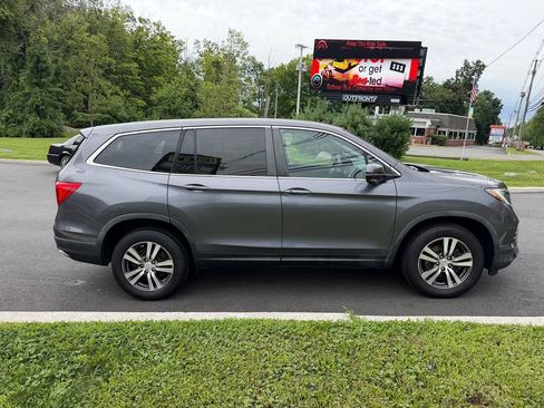 Used 2017 Honda Pilot EX-L image 6